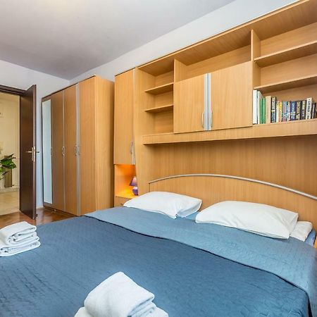 Apartment Lucky 1 Рийека Екстериор снимка