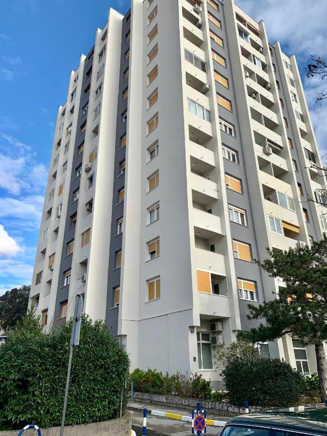 Apartment Lucky 1 Рийека Екстериор снимка