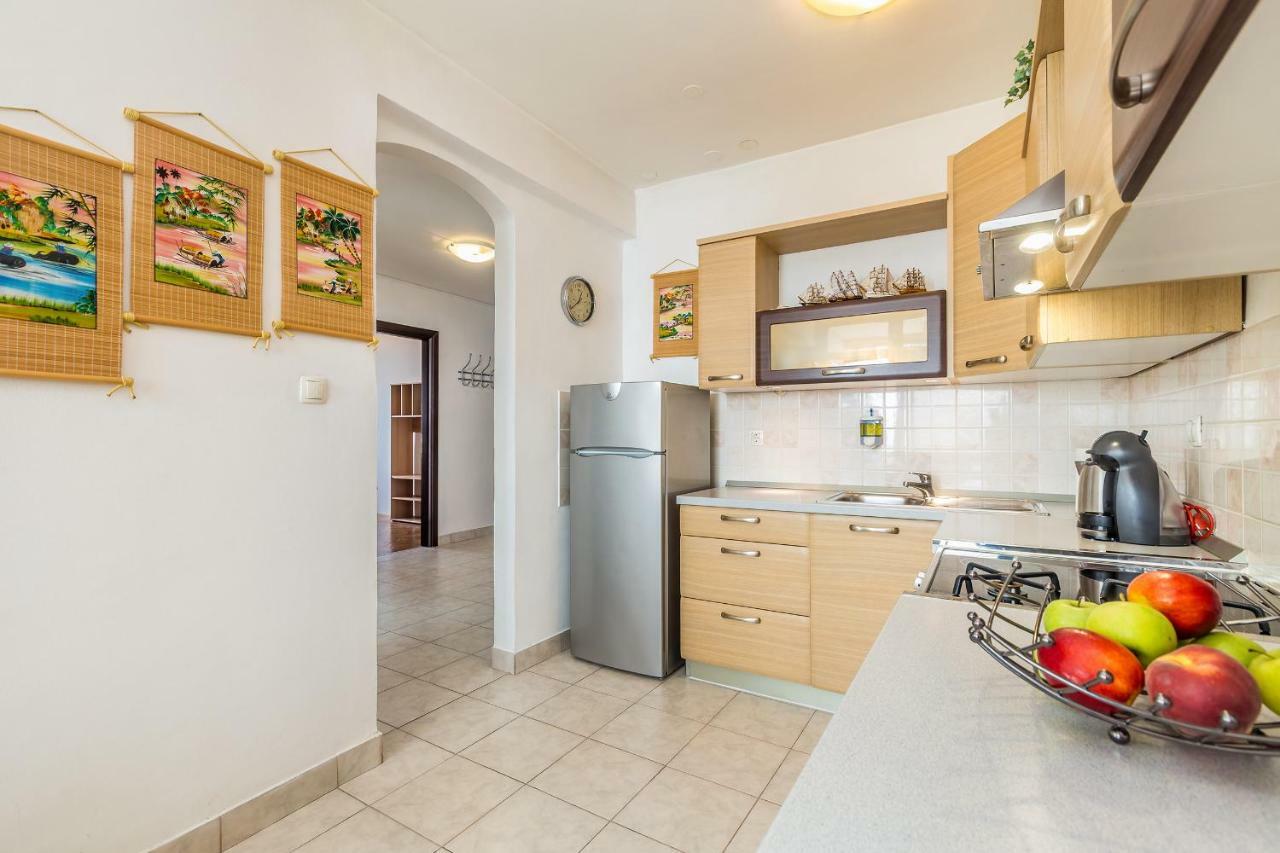 Apartment Lucky 1 Рийека Екстериор снимка