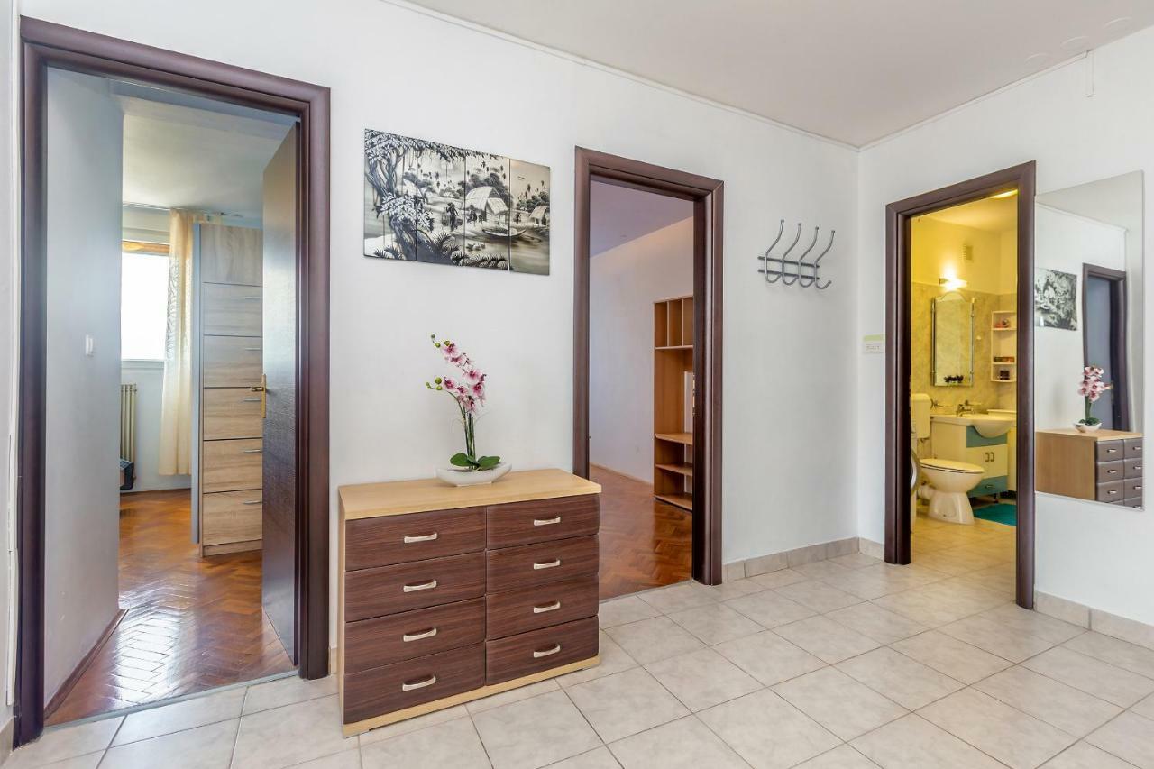 Apartment Lucky 1 Рийека Екстериор снимка