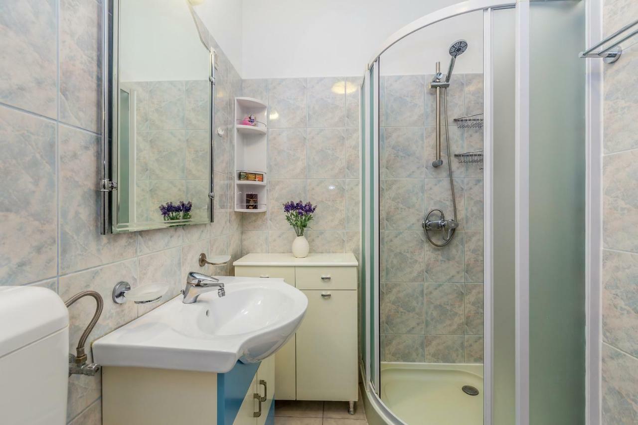 Apartment Lucky 1 Рийека Екстериор снимка