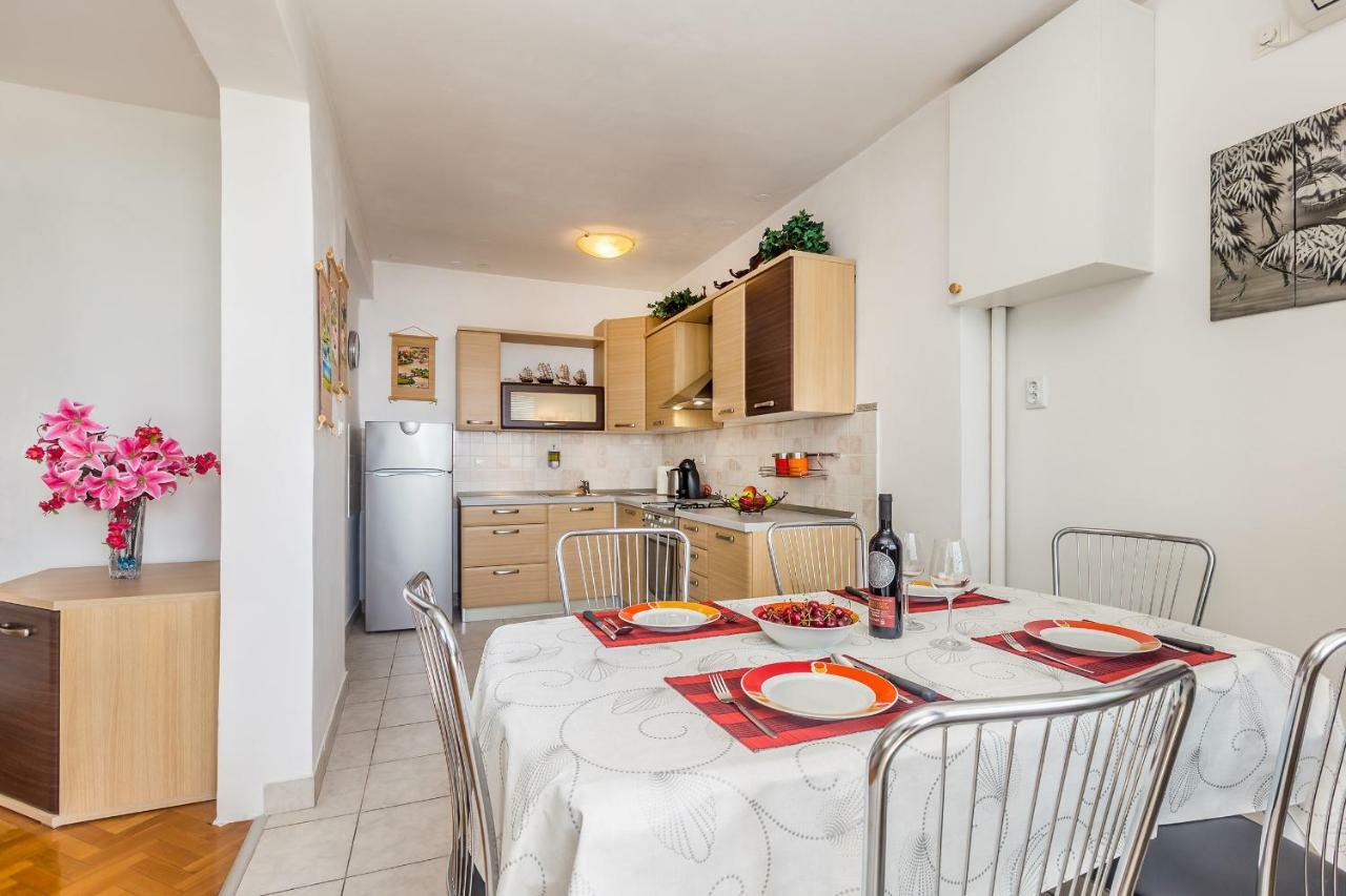 Apartment Lucky 1 Рийека Екстериор снимка